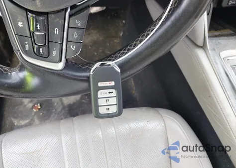 2018 Honda Accord Touring 2.0T z USA, uszkodzony, nr VIN 1HGCV2F90JA017460